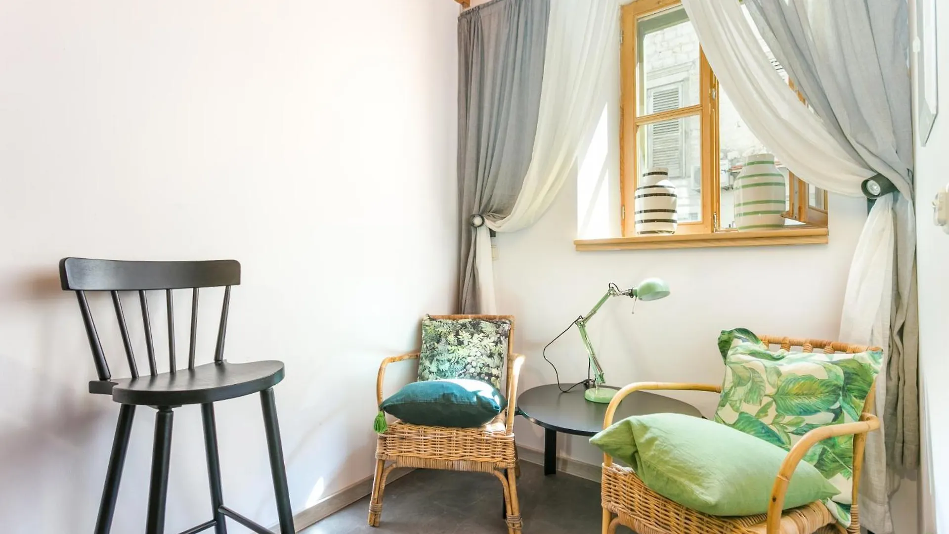 Apartments By The Sea Kastel Stari, Kastela - 21199
