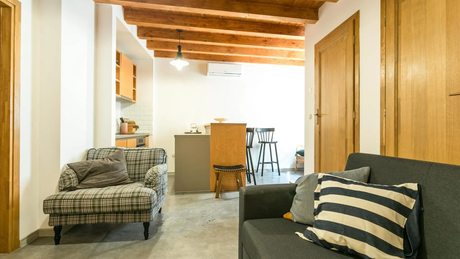 Apartments By The Sea Kastel Stari, Kastela - 21199